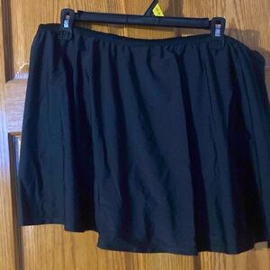 Black swimming skirt